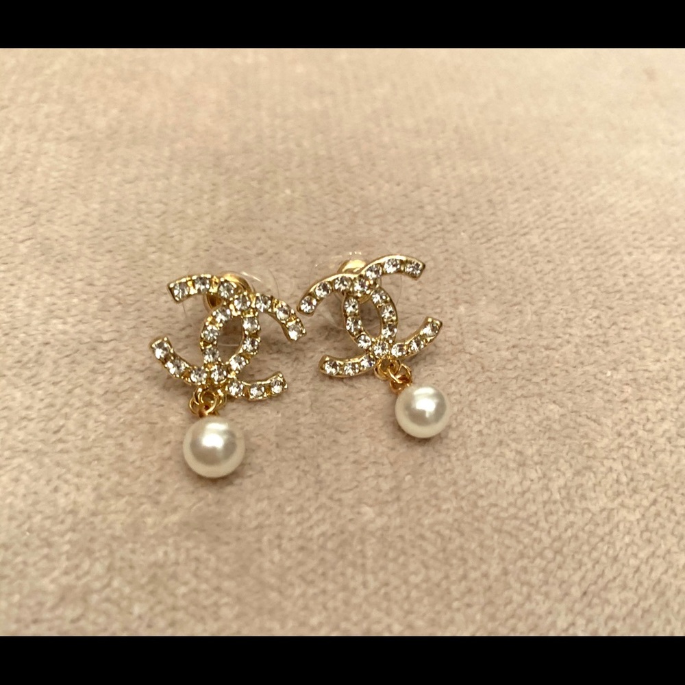 Fashion earrings